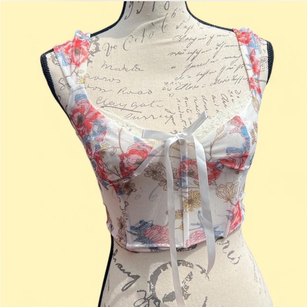 Chic Floral Sleeveless Corset Top
